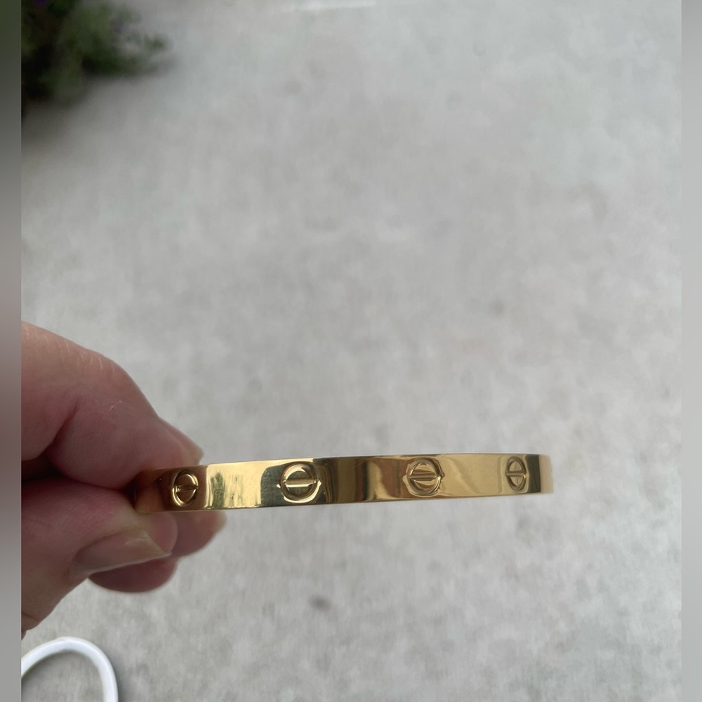 NEW GOLD LOVE BANGLE BRACELET MEDIUM MODEL STYLE SCREW MOTIF ELEGANT BRACELET - Picture 11 of 17